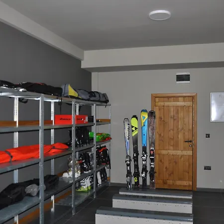 Bela Reka 204 Apartman Brzeće